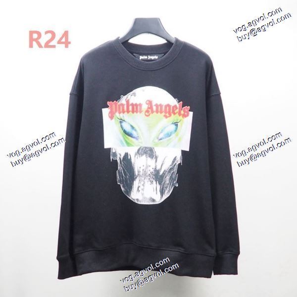 大人キレイに仕立てる パーム エンジェルス Palm Angels コピーブランド 2020秋冬 プルオーバーパーカー 2色可選 エイリアン柄丸首カジュアル男女長袖Tシャツカーディガン